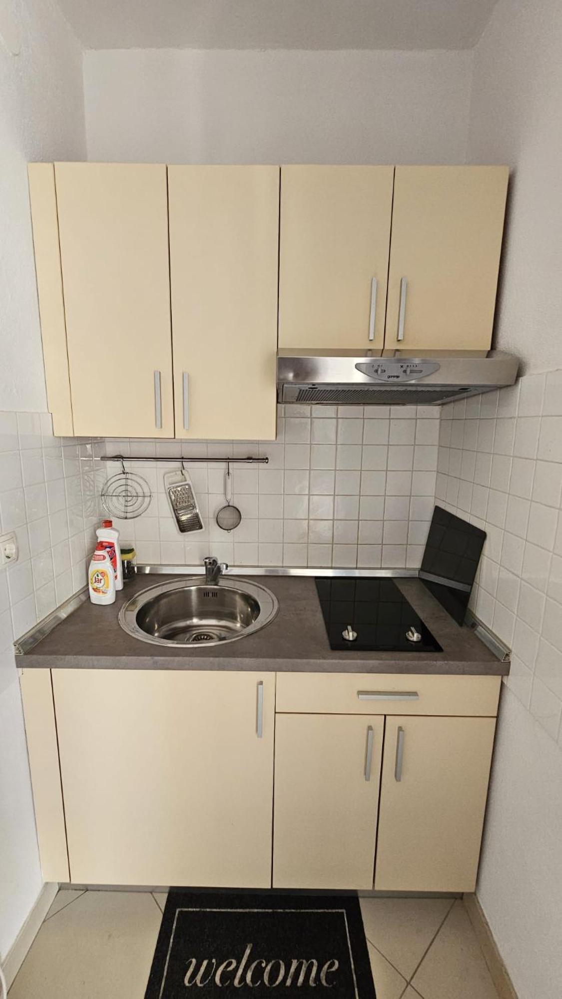 Apartment House Berry Примоштен Екстер'єр фото