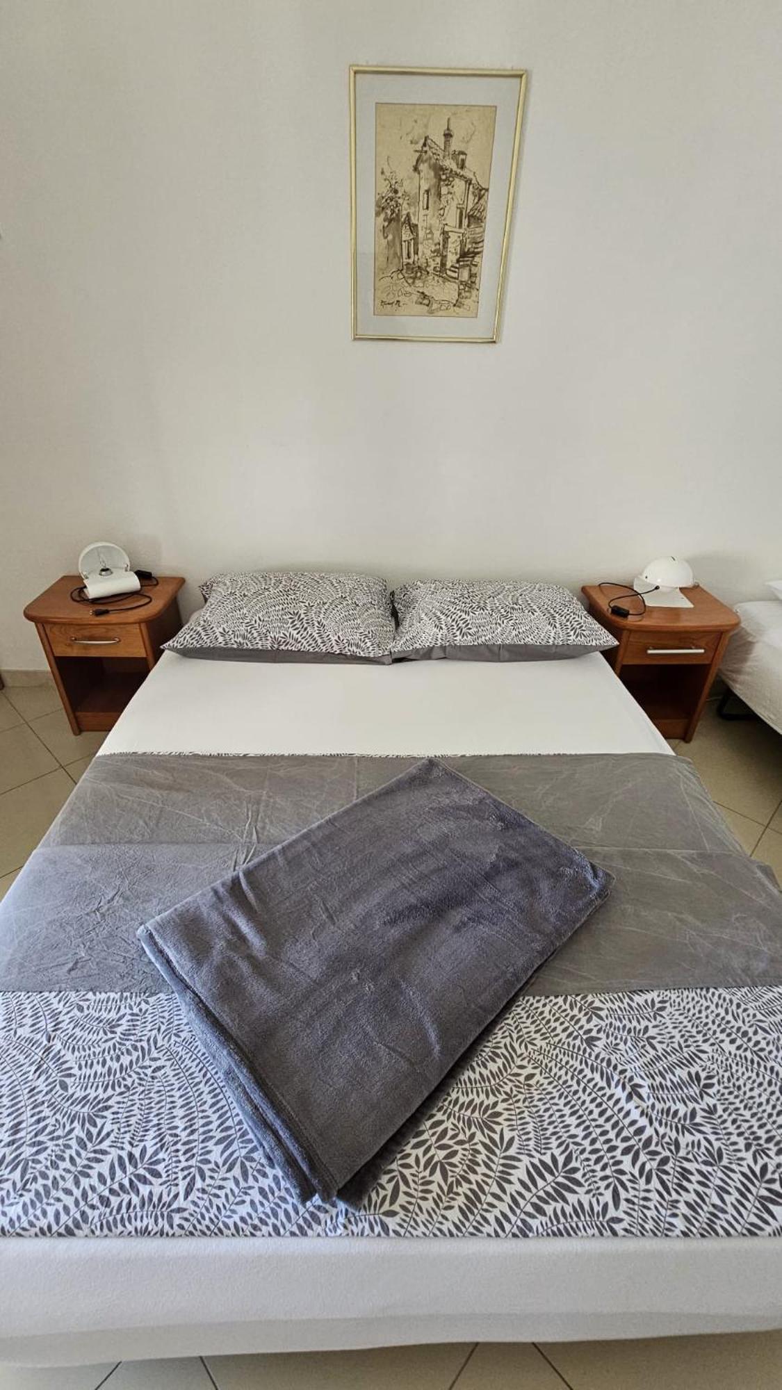 Apartment House Berry Примоштен Екстер'єр фото